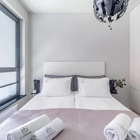 Flatbook - City Center Apartments Doki Living Danzig Exterior foto
