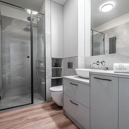 Flatbook - City Center Apartments Doki Living Danzig Exterior foto